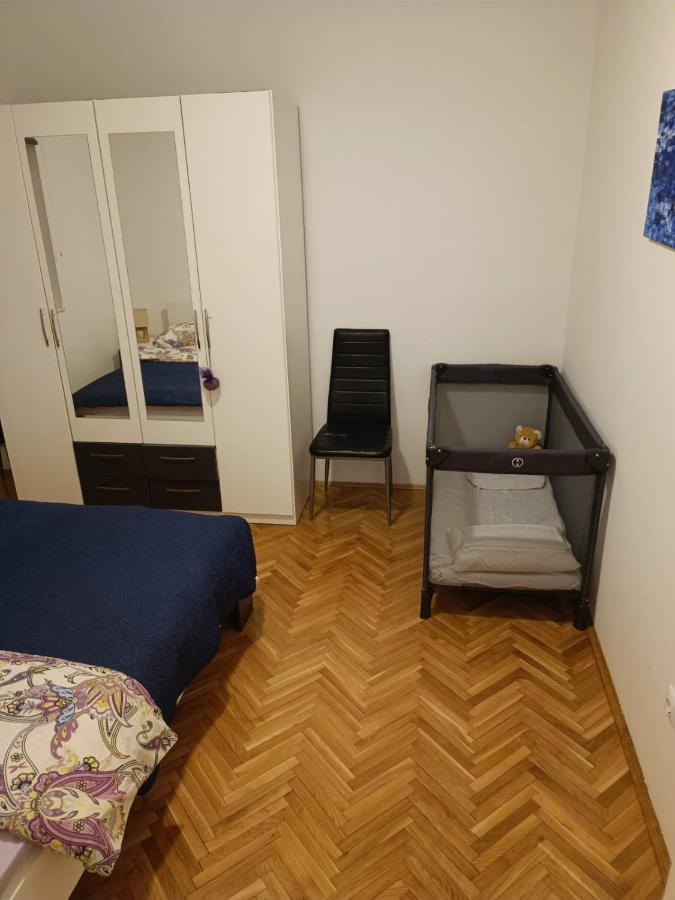Apartments Josip Žrnovnica Extérieur photo